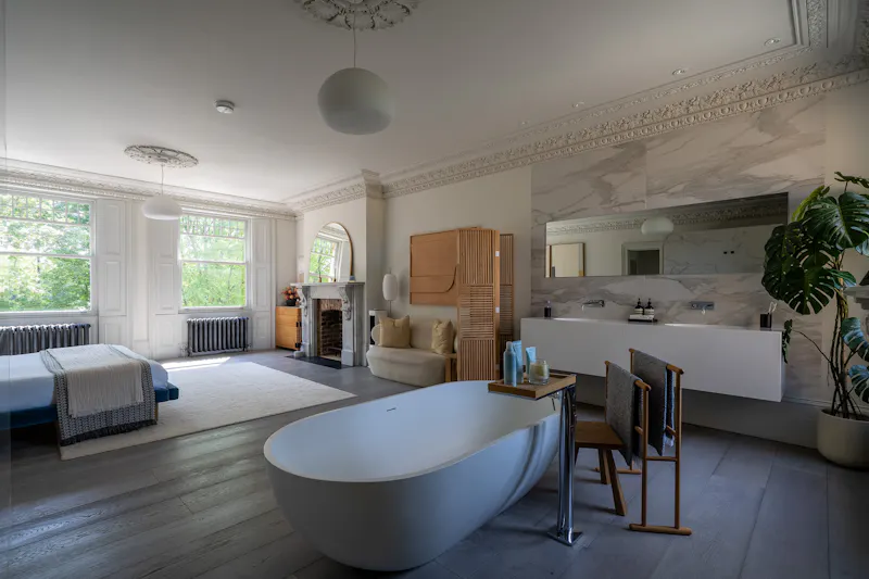 Refined Finsbury Park Home, B2168 (photo 25)