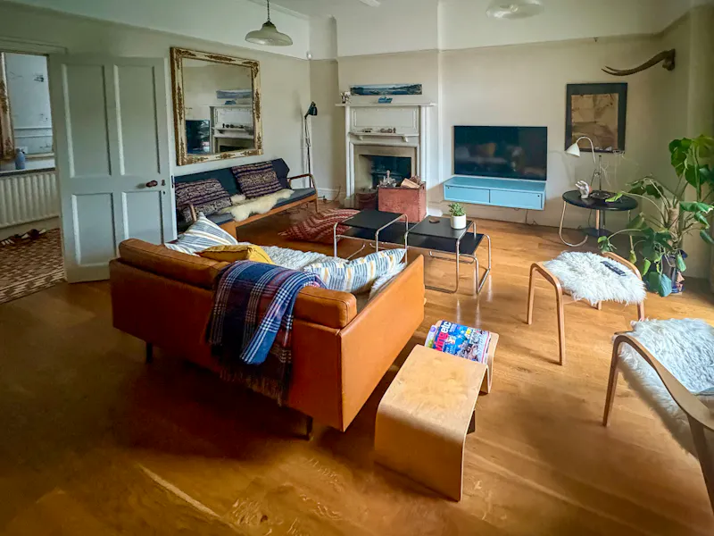 Living Room at Everyday Streatham home , A1400 (photo 7)