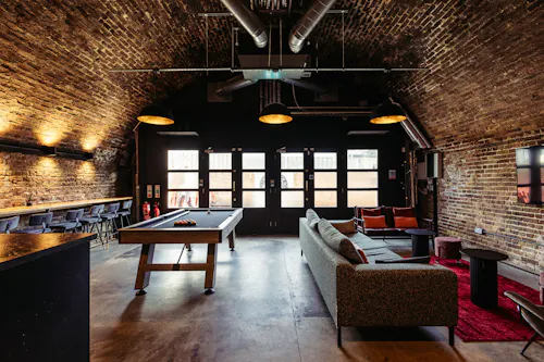 Iconic South London nightclub, R705