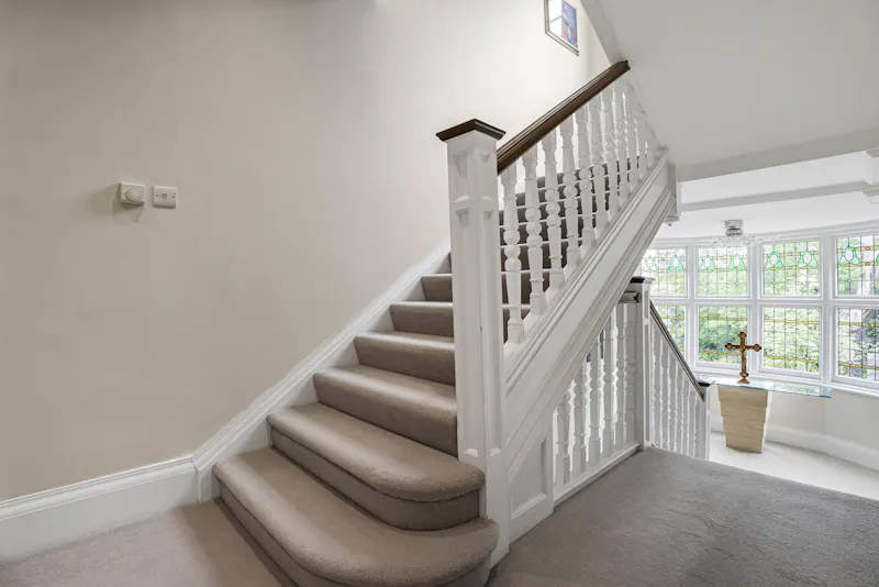 Landing at Large Edwardian Totteridge Home, E560 (photo 17)