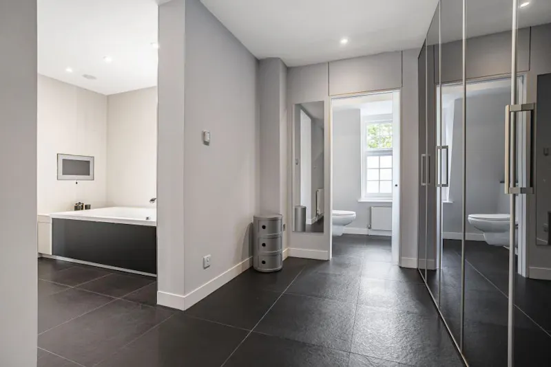 Large Edwardian Totteridge Home, E560 (photo 30)