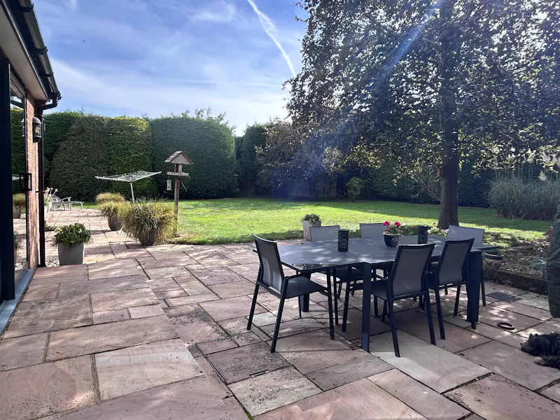 Terrace/Patio at Amersham Family Home, D2912 (photo 20)