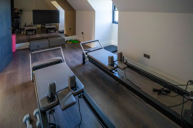 Gym at Contemporary Radlett House, D2909 (photo 60)