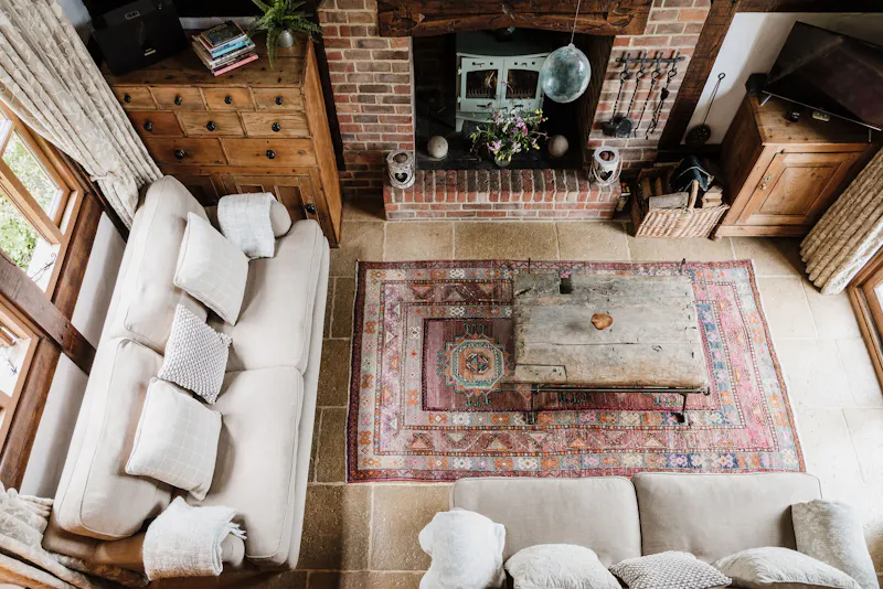 Whimsical Chocolate Box Cottage, C967 (photo 9)