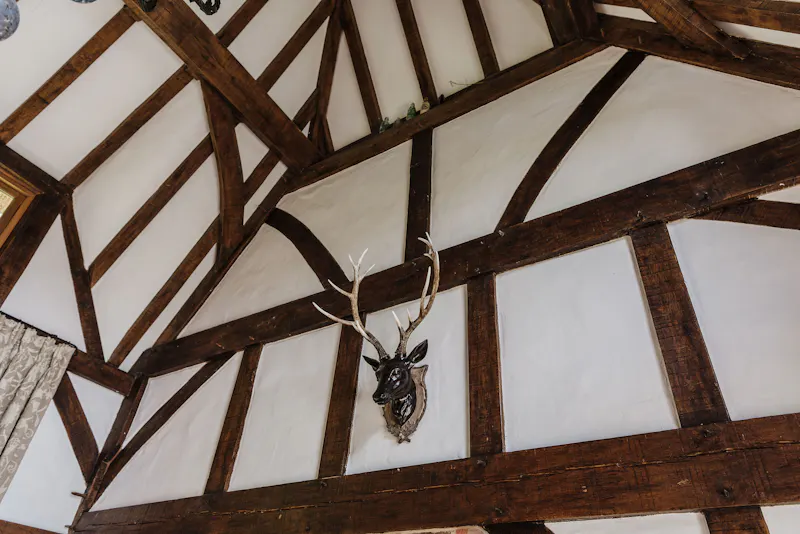 Whimsical Chocolate Box Cottage, C967 (photo 8)