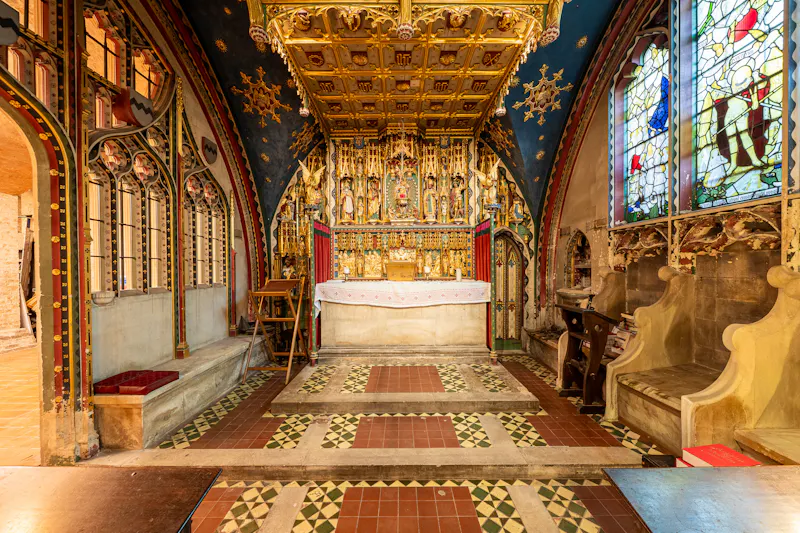 Striking Central London Church, CH132 (photo 41)