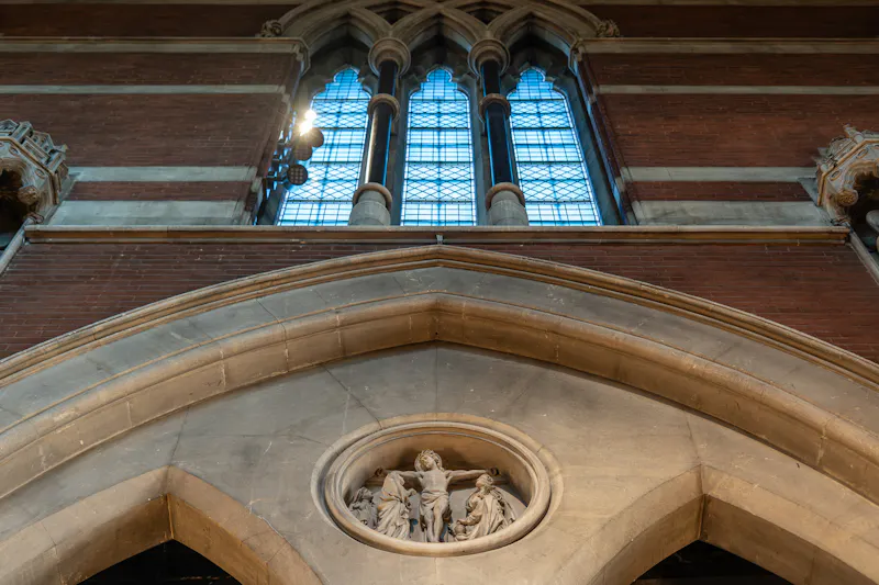 Striking Central London Church, CH132 (photo 27)