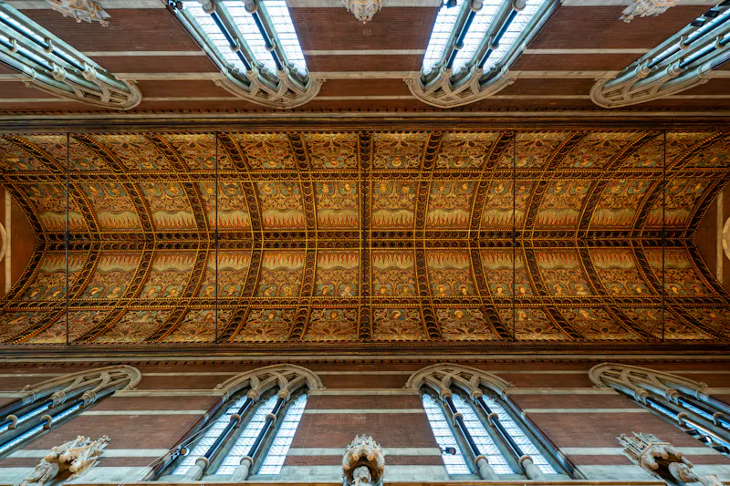 Striking Central London Church, CH132 (photo 28)