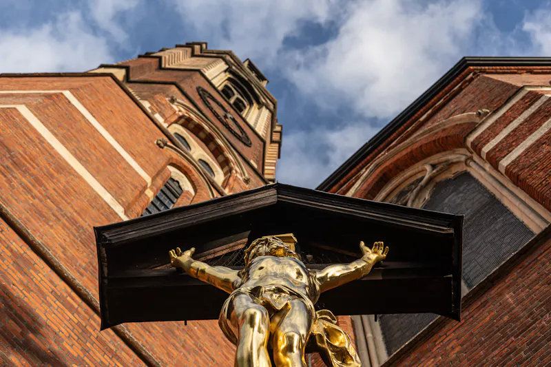 Striking Central London Church, CH132 (photo 59)