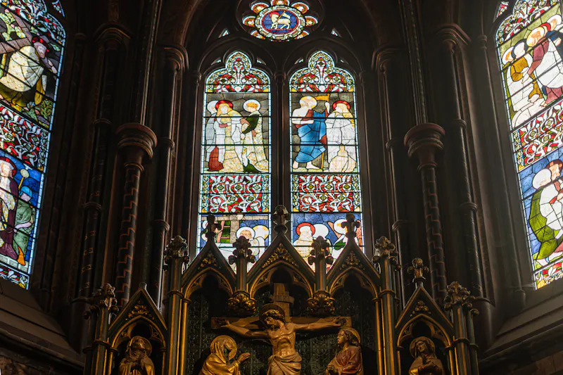 Striking Central London Church, CH132 (photo 23)