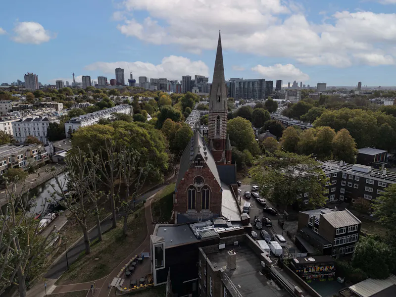 Striking Central London Church, CH132 (photo 61)