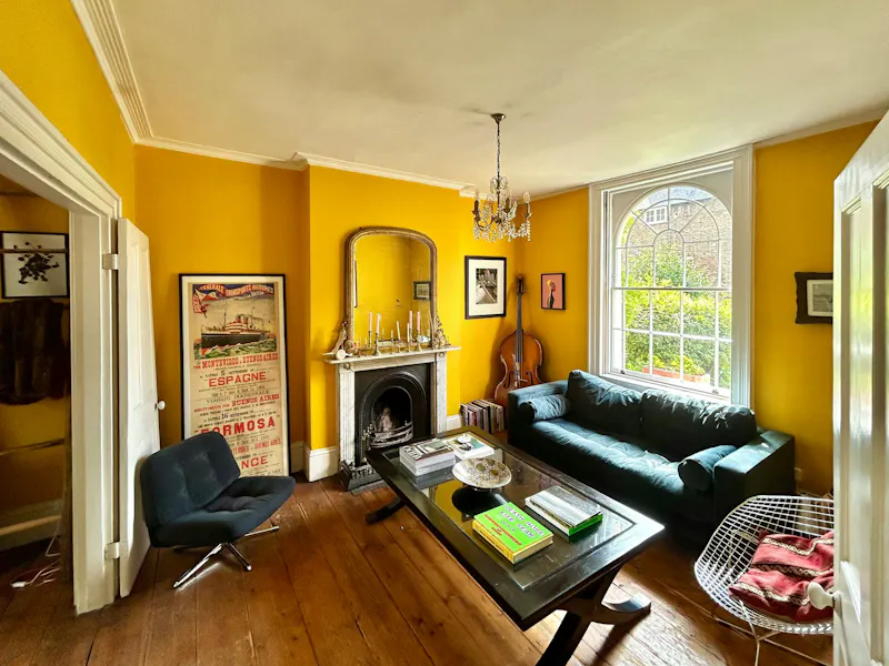 Living Room at Hackney Period Townhouse, A1719 (photo 3)