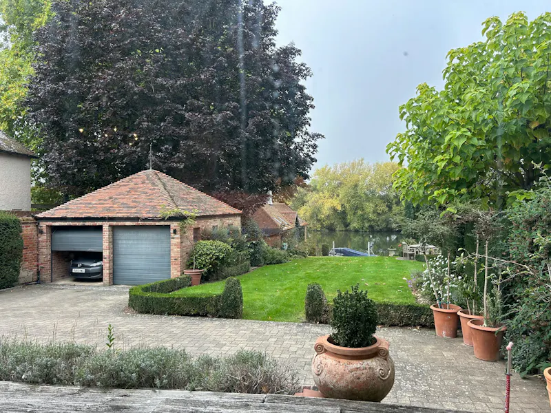 Garage at Wargrave Riverside Home, B2170 (photo 26)