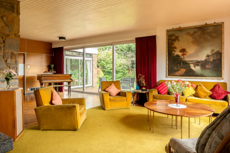 Mid-century Hampstead Home, D2914 (photo 4)
