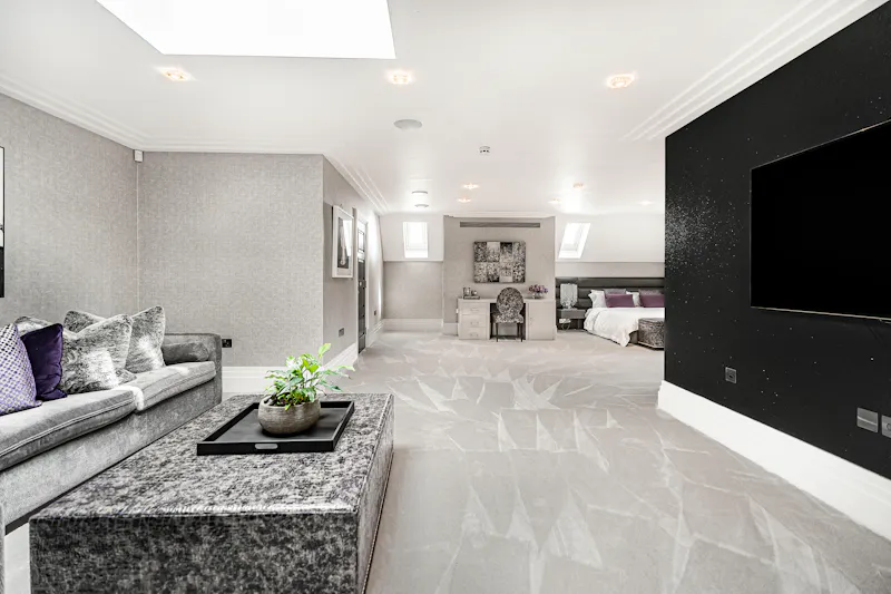 Luxe Radlett Gothic Mansion, D2915 (photo 24)