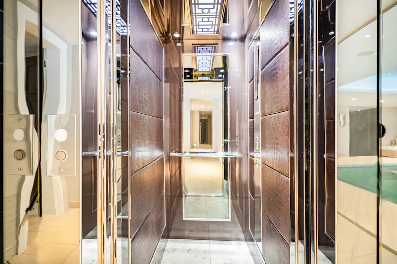 Luxe Radlett Gothic Mansion, D2915 (photo 25)