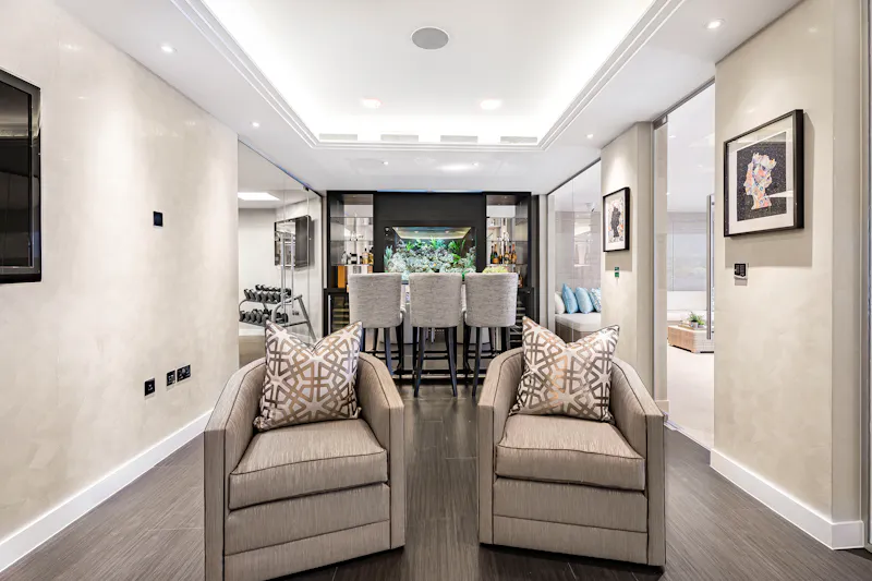Luxe Radlett Gothic Mansion, D2915 (photo 28)