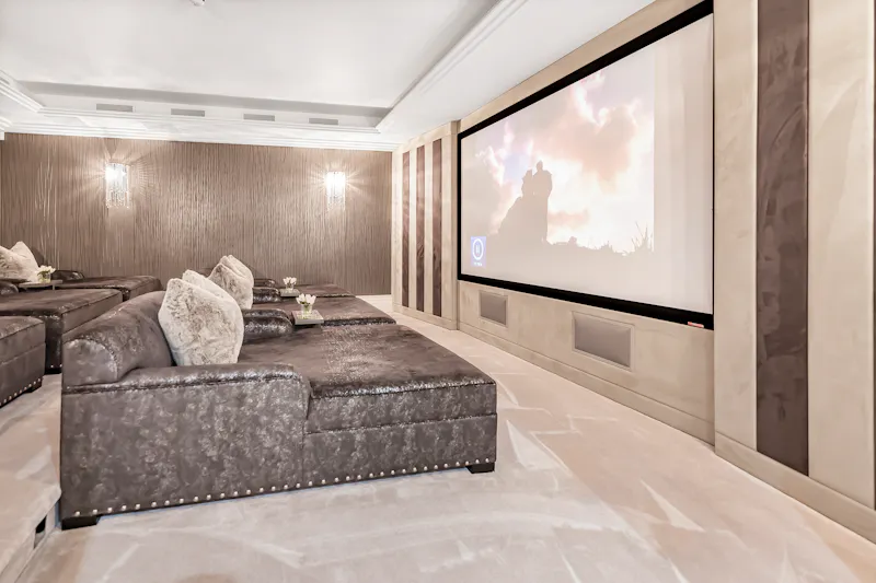 Luxe Radlett Gothic Mansion, D2915 (photo 7)