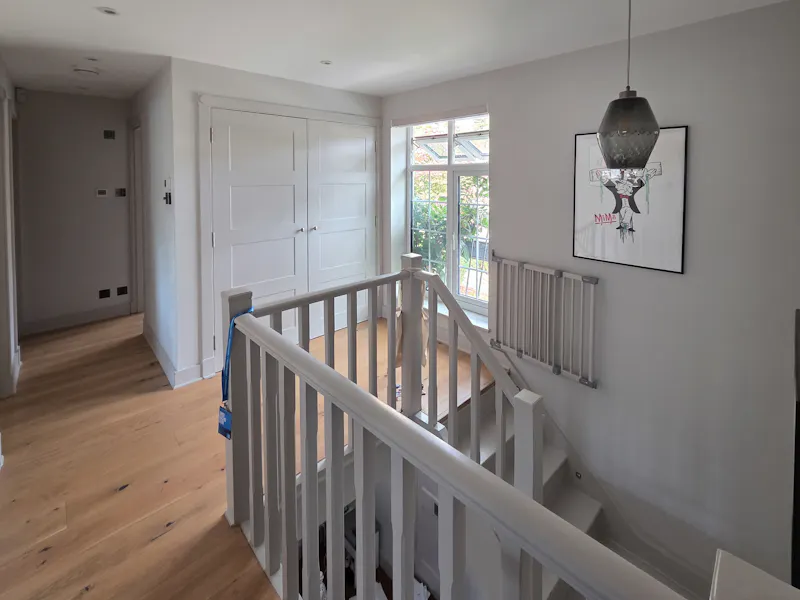 Landing at Vacant Dulwich Family Home, D2916 (photo 21)