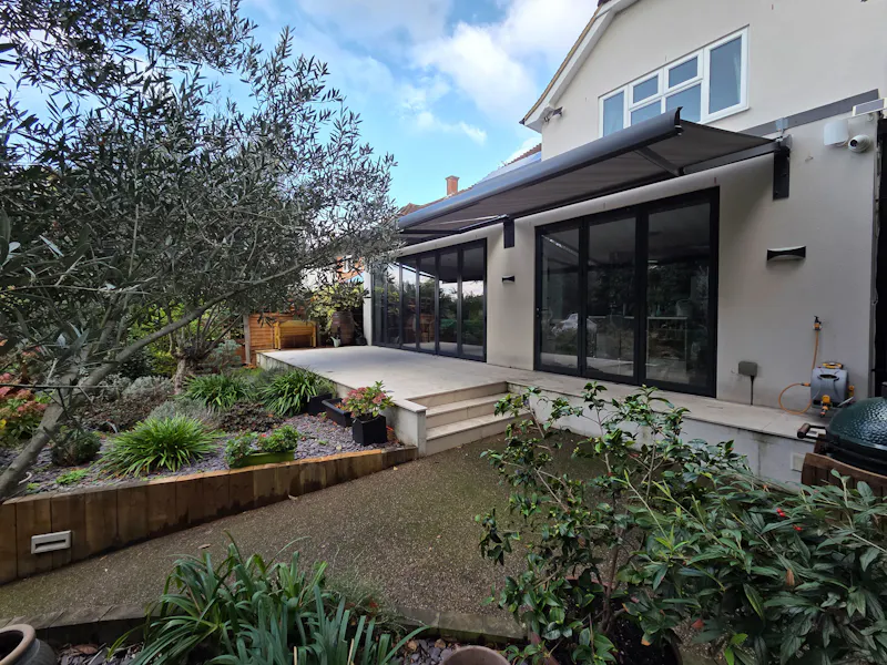 Vacant Dulwich Family Home, D2916 (photo 40)