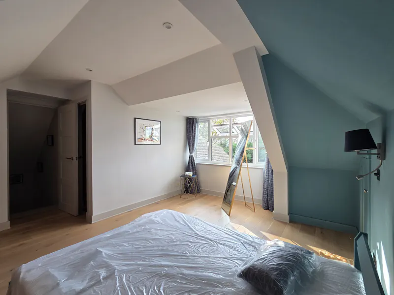 Vacant Dulwich Family Home, D2916 (photo 28)