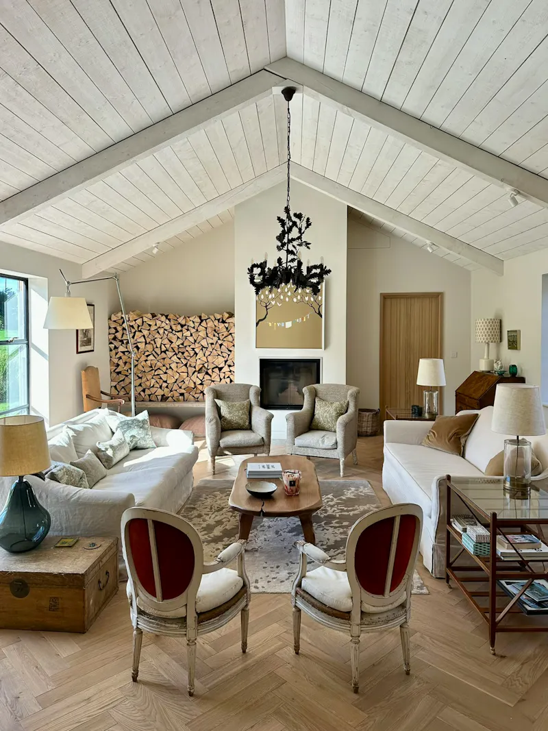 Floor - wooden at Modern Ashley Country House, D2919 (photo 7)