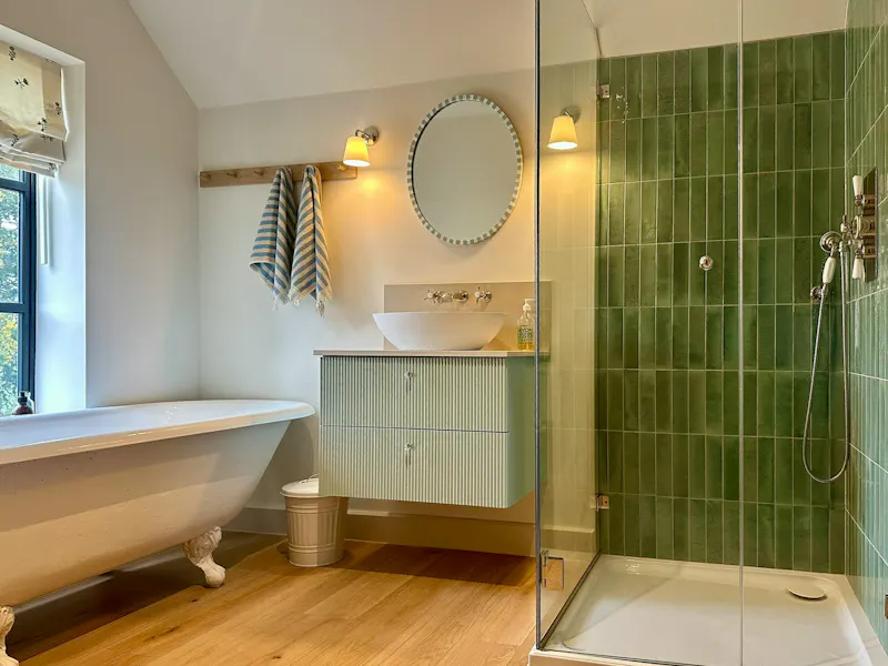 Bath at Modern Ashley Country House, D2919 (photo 25)